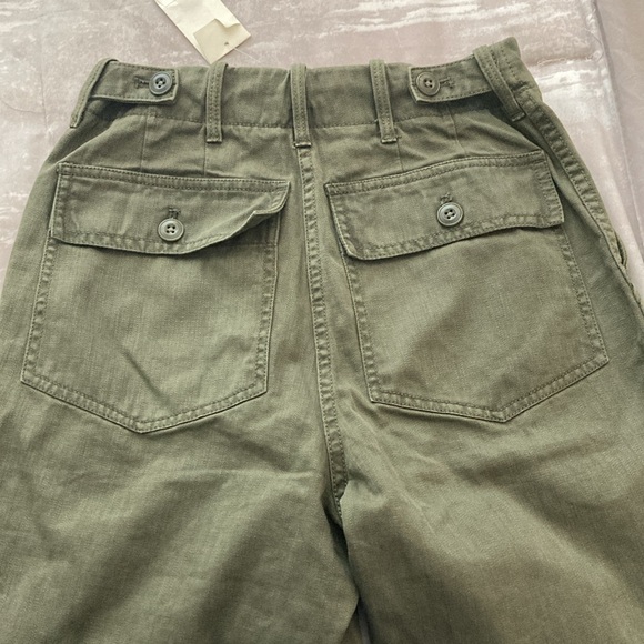 (NWT) J. Crew Olive Green High-Waisted Cargo Pants - Picture 5 of 6